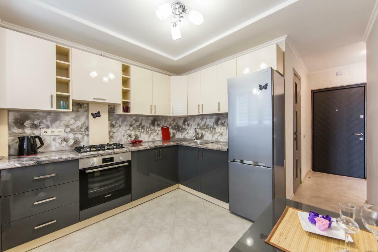 The Best Rest In This Stylish, Cozy Apartament. Lägenhet Kiev Exteriör bild