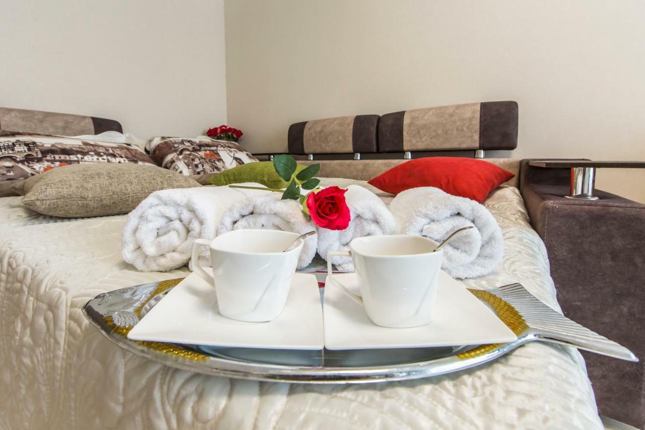 The Best Rest In This Stylish, Cozy Apartament. Lägenhet Kiev Exteriör bild